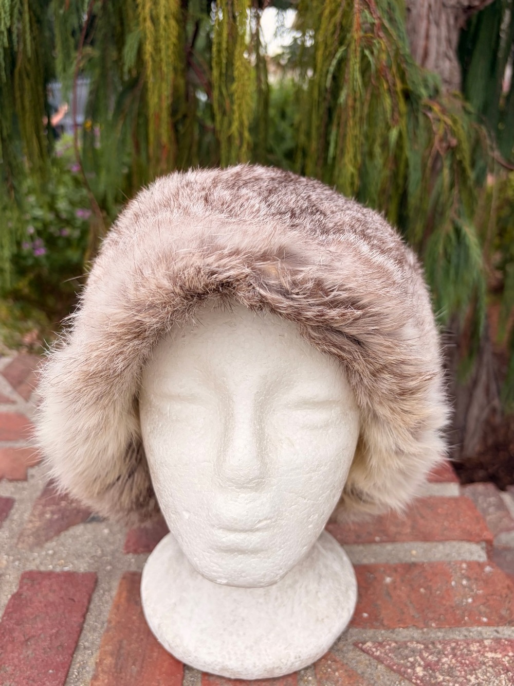 Soft Real Rabbit Fur Bucket Hat - Picture 3 of 6